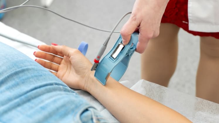 心電図電極イメージ